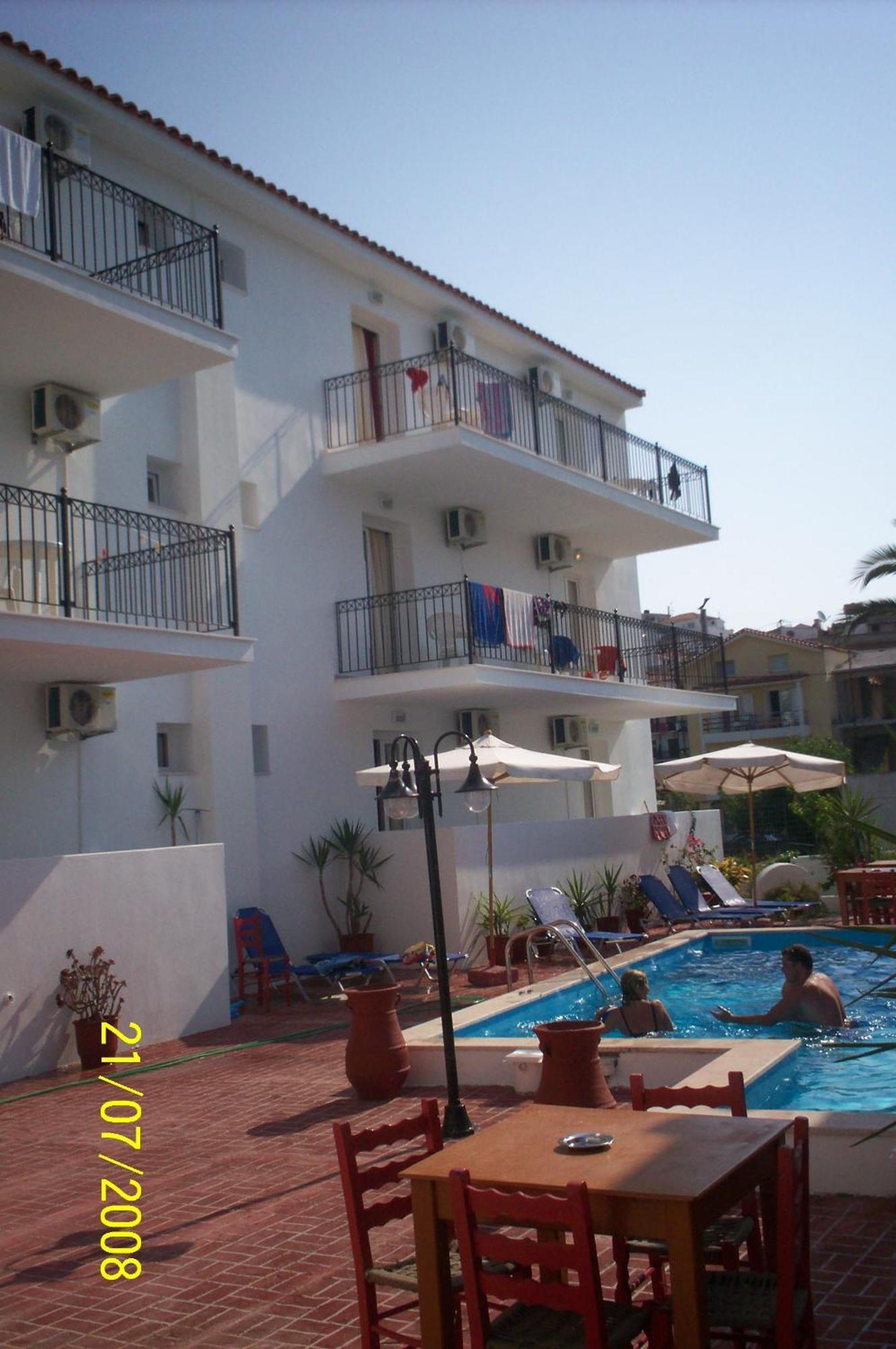 Hotel Marlton Skiathos Town Bagian luar foto