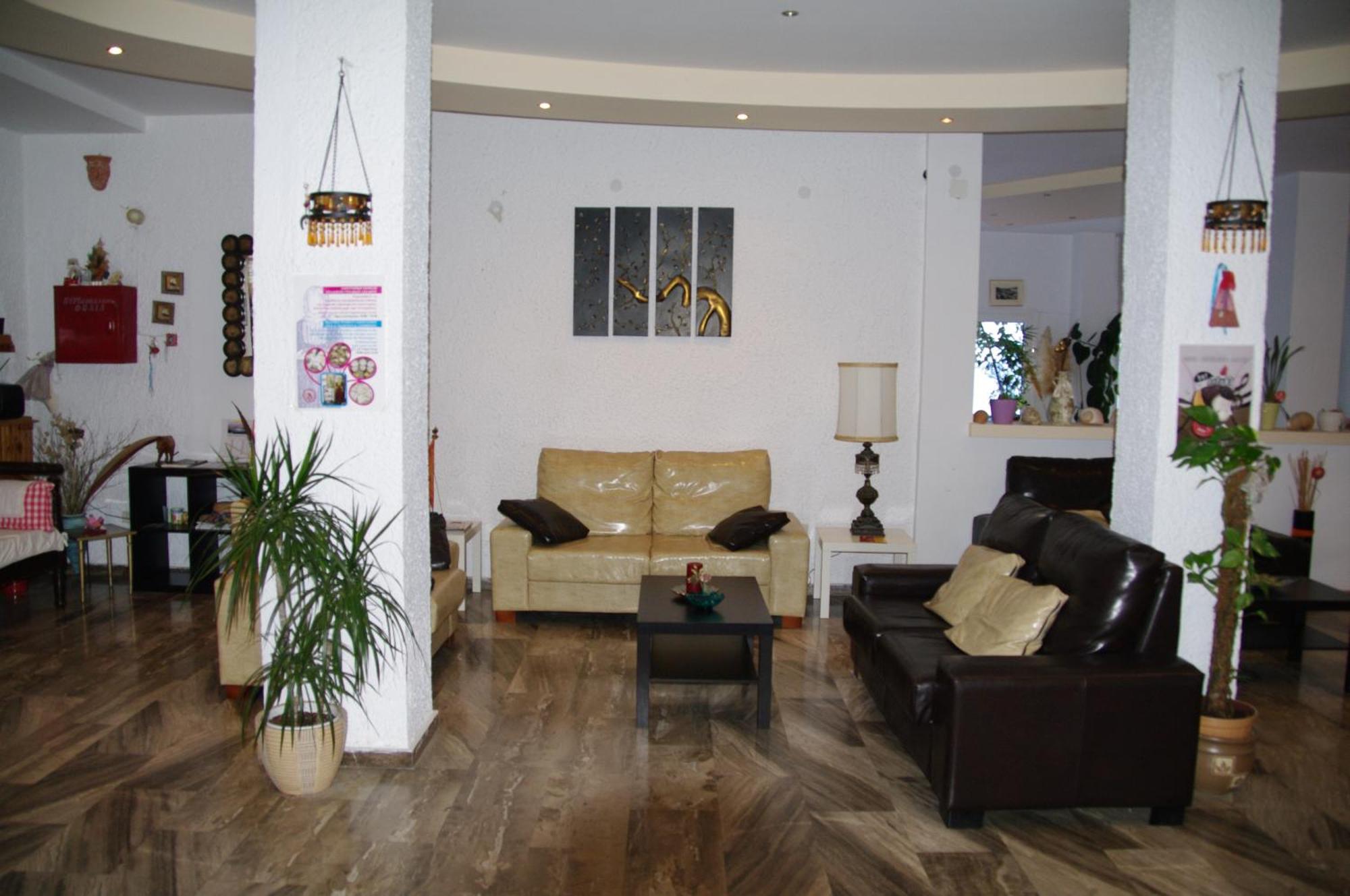 Hotel Marlton Skiathos Town Bagian luar foto