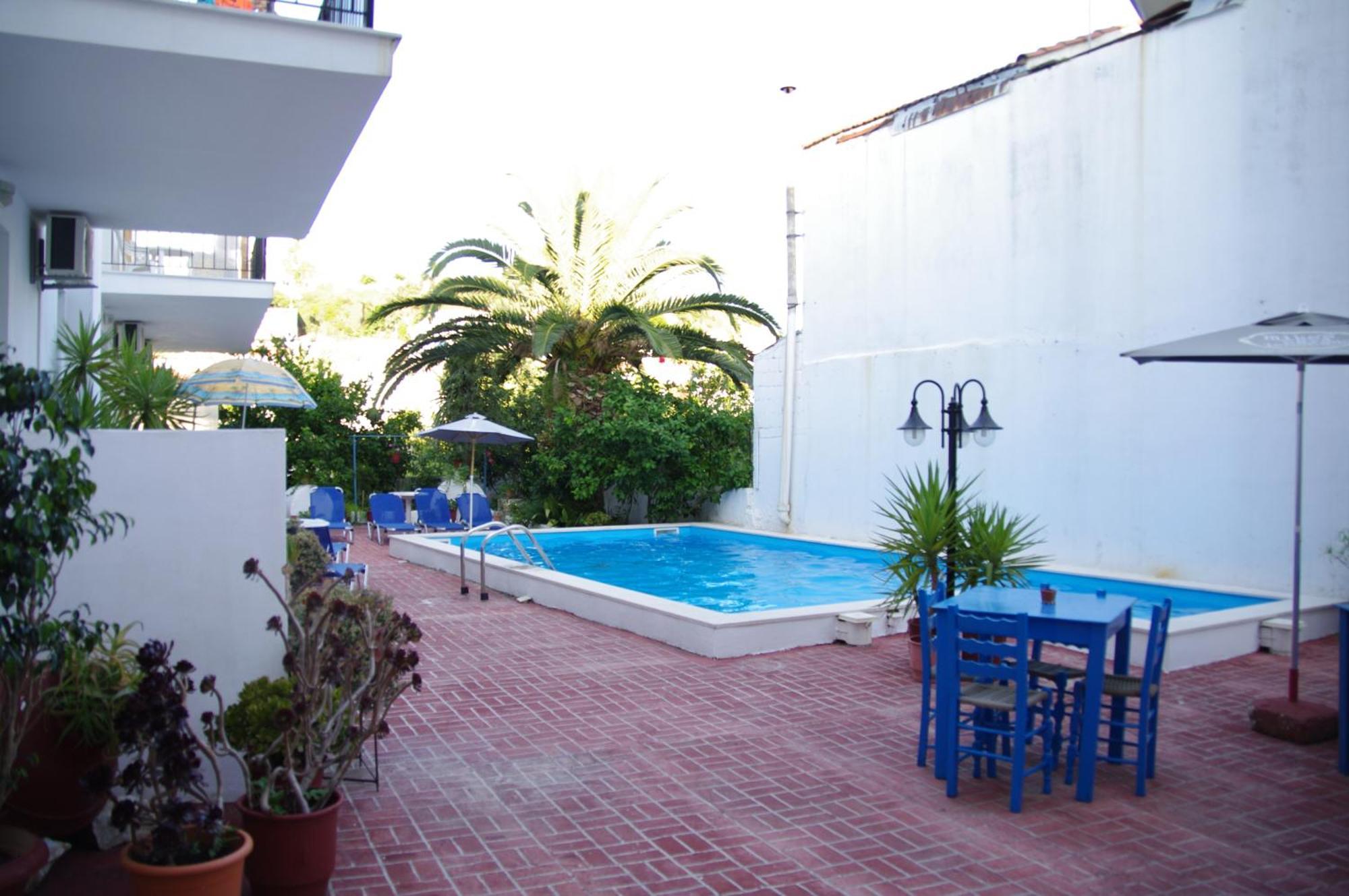 Hotel Marlton Skiathos Town Bagian luar foto
